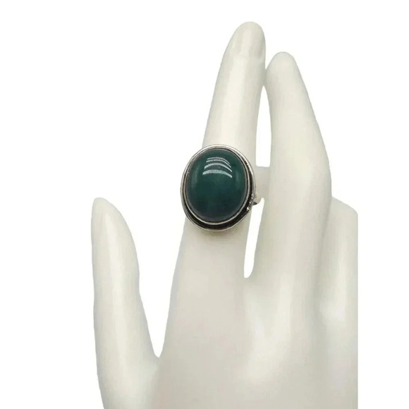 Silver Plated Green Spinel Cabochon Dome Ring Size 7 Vintage - Picture 1 of 5